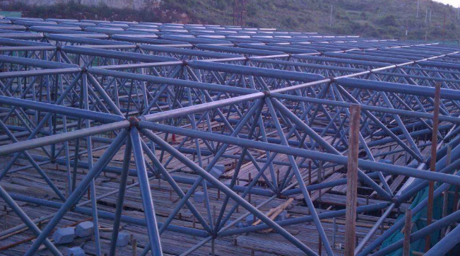 福清概述网架加工中对钢材的质量的过细恳求